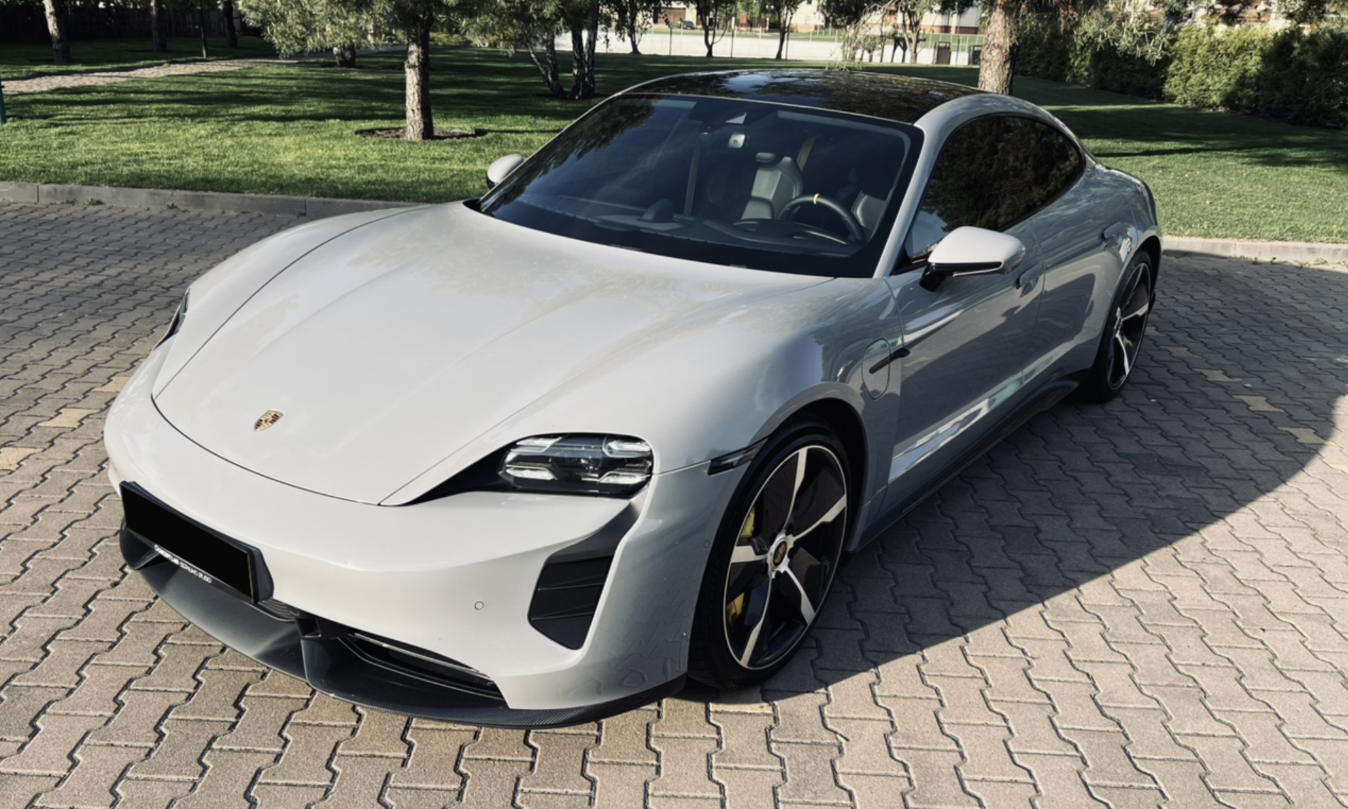 Porsche Taycan Turbo S